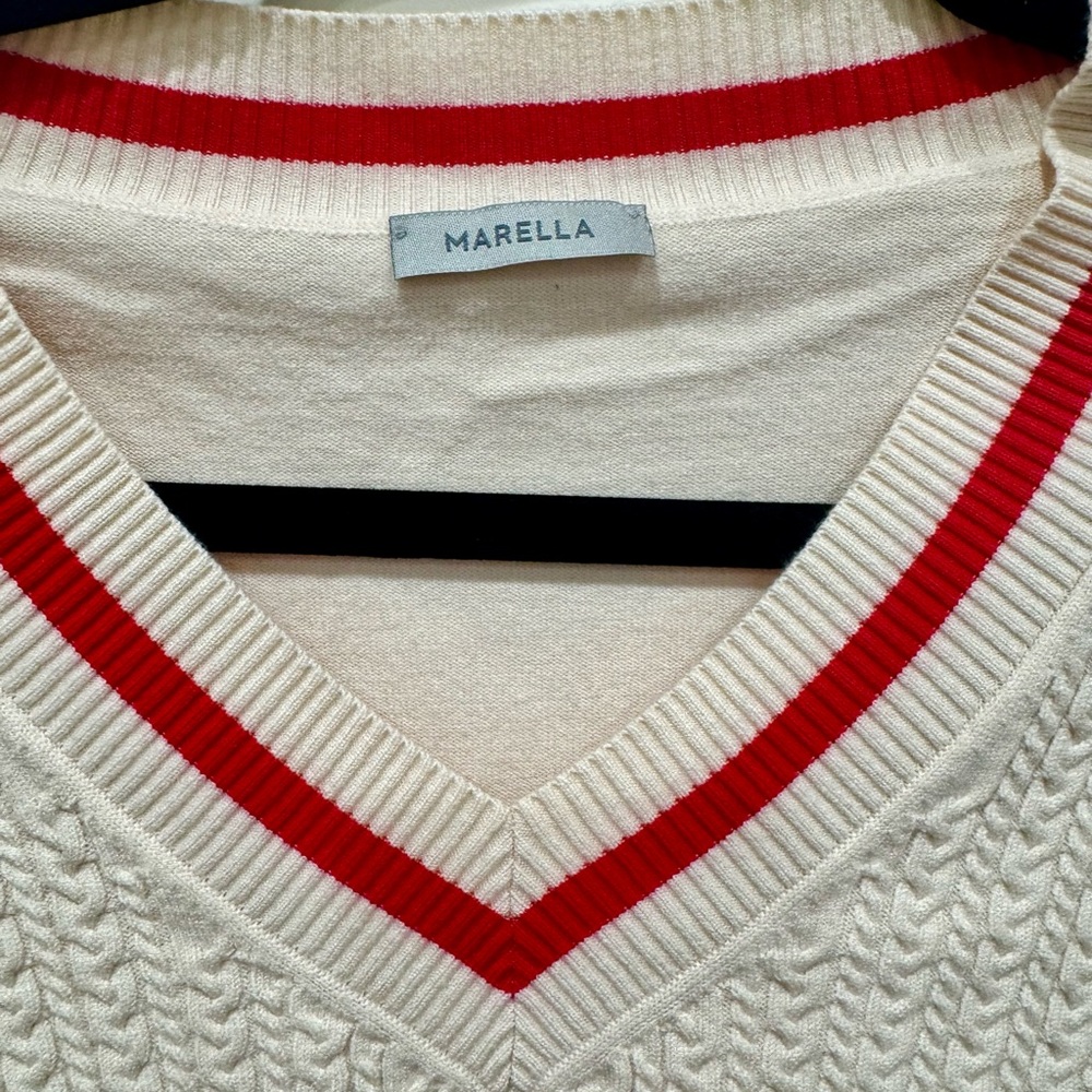 Marella small short sleeve v neck sweater